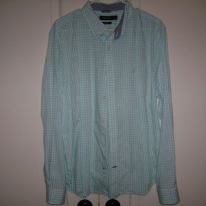 Nautica Slim fit button down shirt